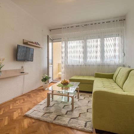 Apartman Andjela Тиват Экстерьер фото